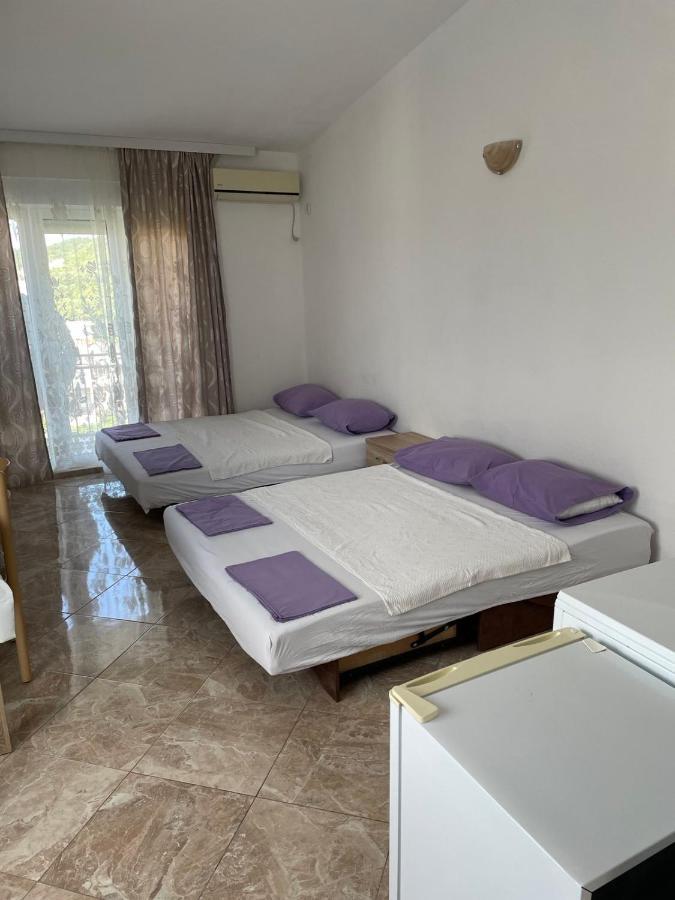 Apartments Neda Sutomore Esterno foto